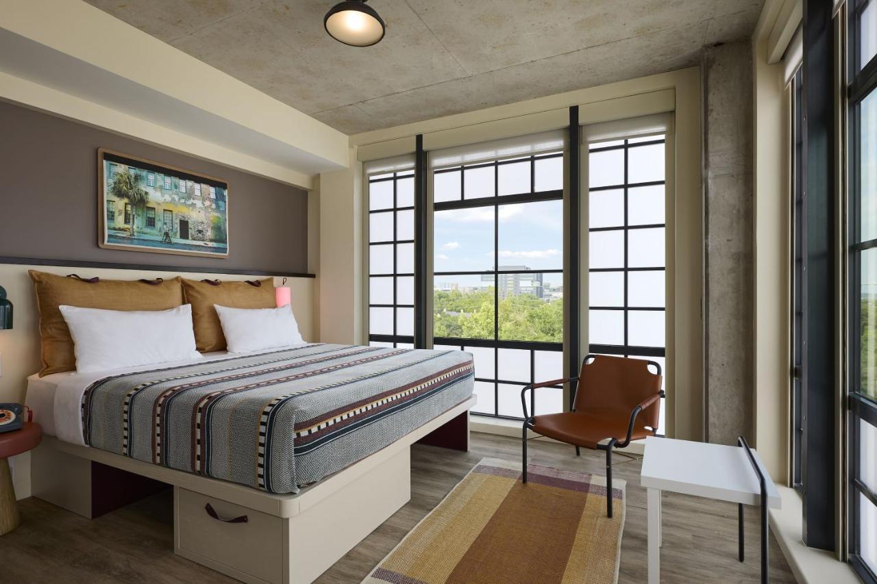 Hotel Moxy Charleston Downtown Exterior foto